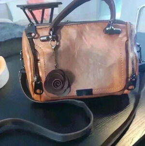 Crossbody bag